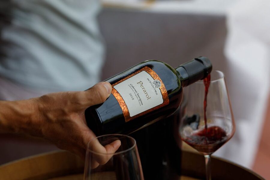Lazise: Winery Tour with Garda Wines and Food Tasting - Local food makes the tasting work