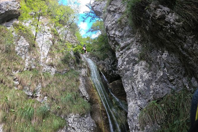 Level 1 Canyoning: Vione torrent with canyoning guide - The 45-Meter Rope Descent