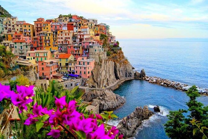 Ligurian Colors, Cinque Terre Full Day Private Transfer Excursion From Milan - Manarola packs color and views into a small space