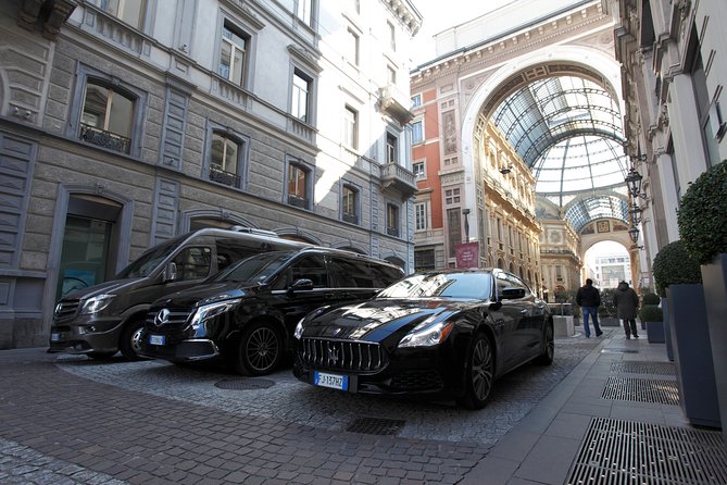 LINATE - MILANO airport transfer with private Luxury Car - The roughly 30-minute ride into Milan