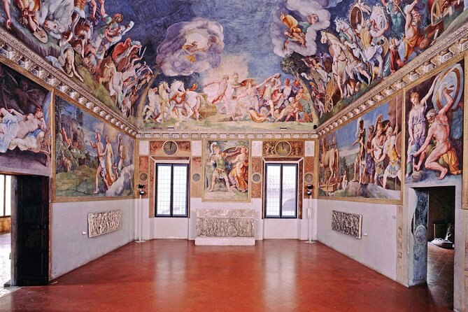 Mantova Walking Tour with Audio and Written Guide by a Local - Bibiena Theater, an 18th-century surprise