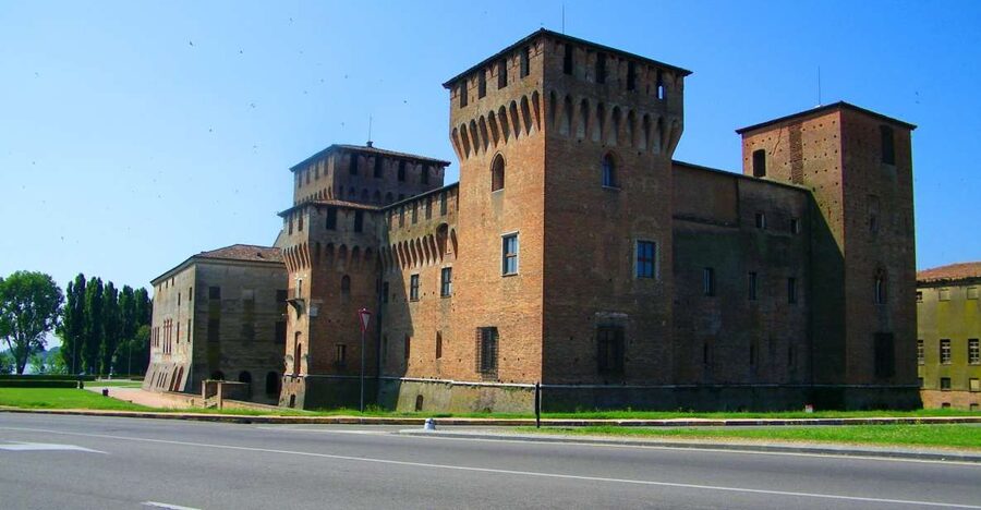 Mantua: Town Highlights and Monuments Walking Tour - Key points at a glance