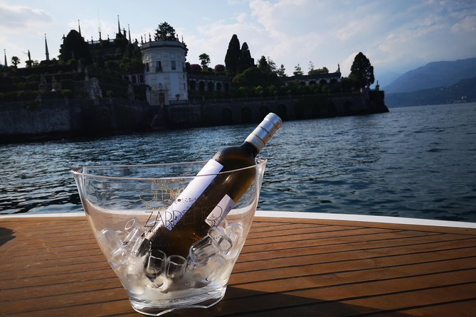 Micaela's exclusive private sunset cruise on lake Maggiore - Why sunset works so well on Lake Maggiore