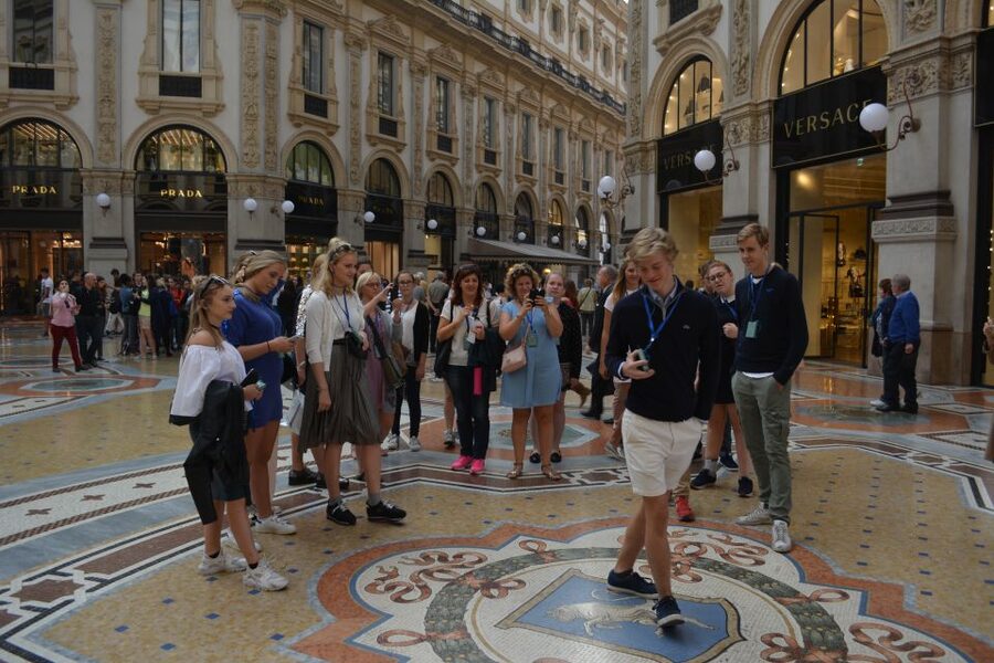 Milan: 2.5-Hour City Tour by Tram - Parco Sempione and Napoleon’s Arch of Peace
