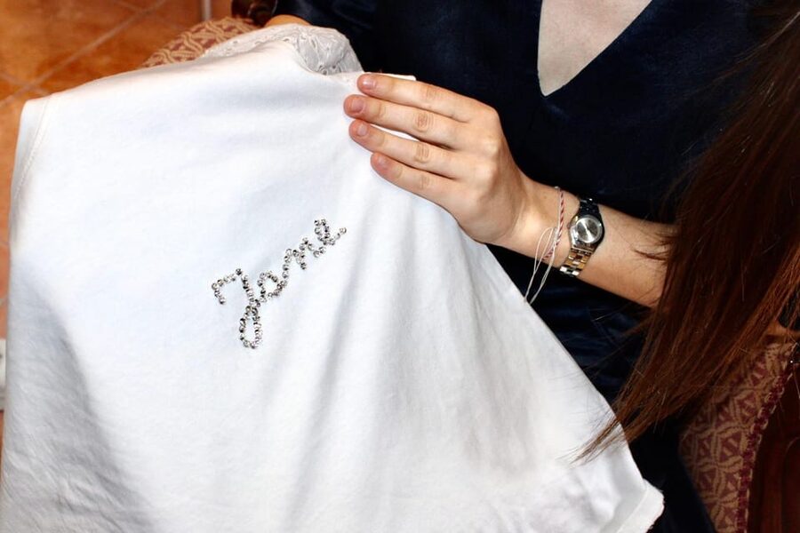 Milan: Artisan Embroidery Experience - Create your T-shirt - Who will enjoy this most?