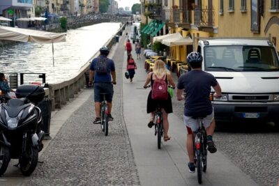Bicycle Tour Live Tourist Guide 3 hours and half