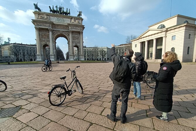 Milan: Bicycle Tour Live Tourist Guide 3 hours and half - Sant’Ambrogio and Milan’s Roman traces