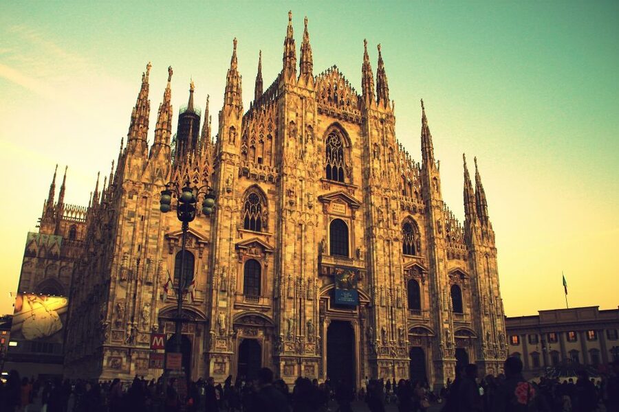 Milan by Night 2-Hour Walking Tour - Weather, sound, and the realities of a night walk