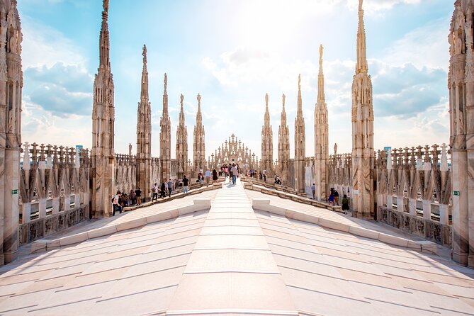 Milan: Cathedral and Duomo's Rooftop Guided Tour - The important access warning