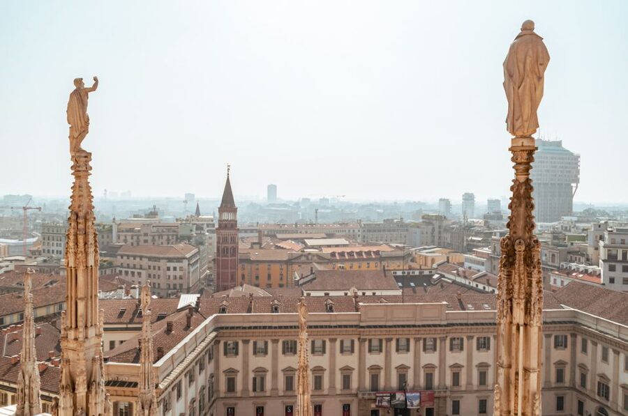 Milan: Cathedral and Terraces Guided Experience - What the two-hour route feels like