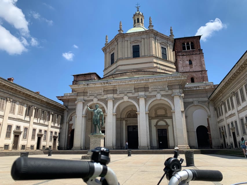 Milan: City Highlights Bike Tour - Arco della Pace and Sempione Park
