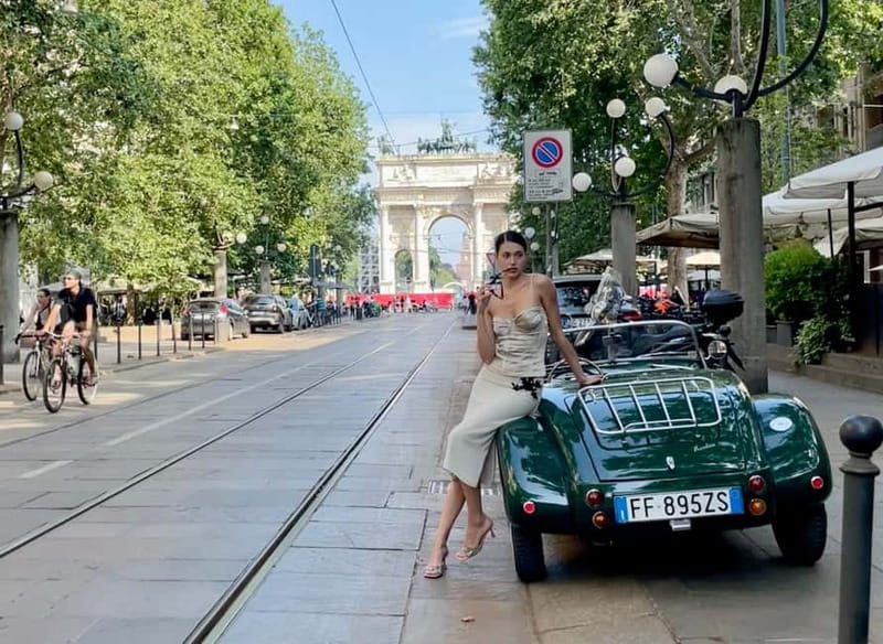 Milan: City Highlights Private Tour by Vintage Car - What the private format gives you