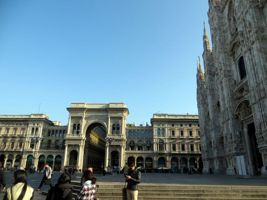 Milan: City Highlights Walking Tour - Inside La Scala Theatre and Museum