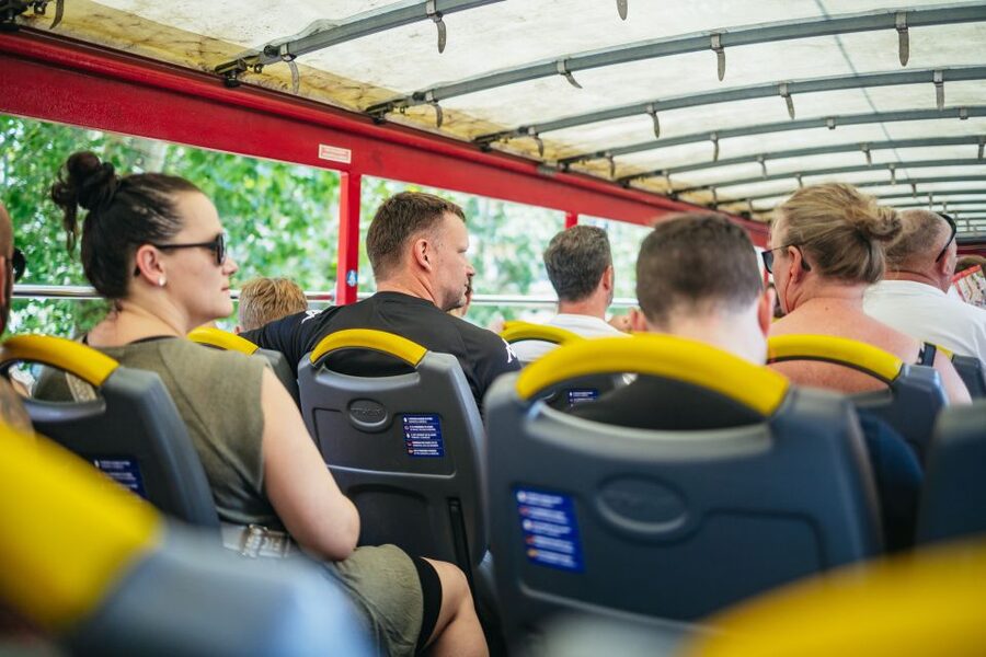 Milan: City Sightseeing Hop-On Hop-Off Bus with Audio Guide - Audio commentary, comfort, and small practical problems