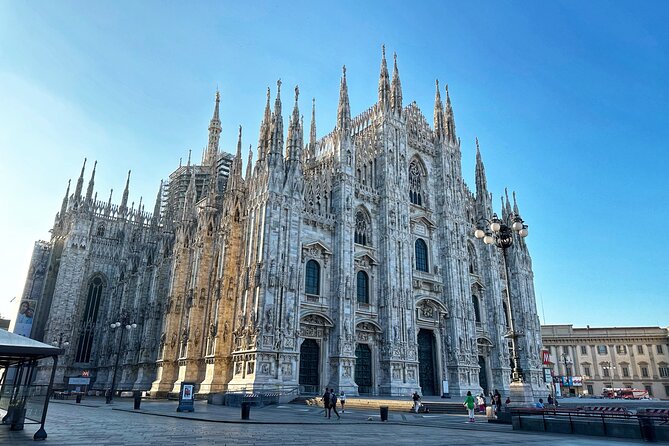 Milan Coffee & History Crawl with a Licensed Tour Guide - Brera and the walk toward Via Solferino