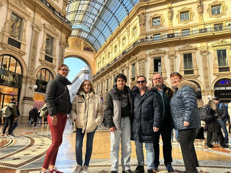Milan: Delicious Food Tour and City Center Sightseeing - Piazza del Duomo and Milan’s famous center