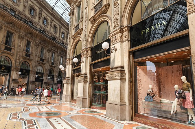 Milan Diamond Heist: Fashion & Secrets Walking Game - Tod’s, la Rinascente, and Piazza Liberty