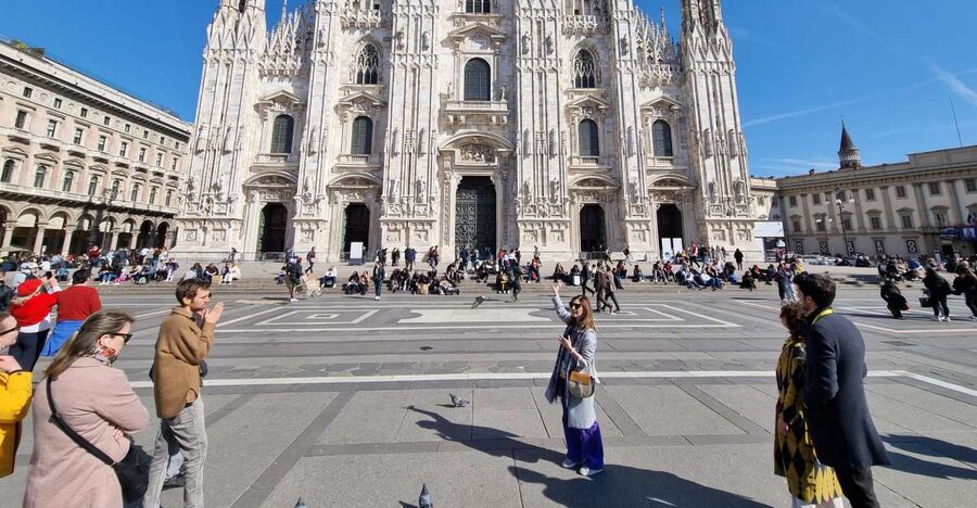 Milan: Duomo Rooftop and Cathedral Guided Tour with Tickets - Who should book this Duomo tour?