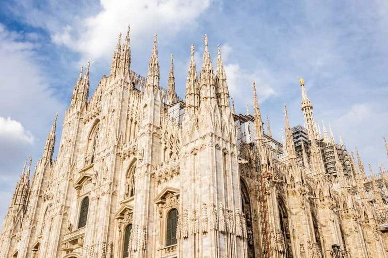 Milan Duomo Rooftops Tour + Optional Hop-on-Hop-off ticket - Why the Duomo rooftop is worth your hour