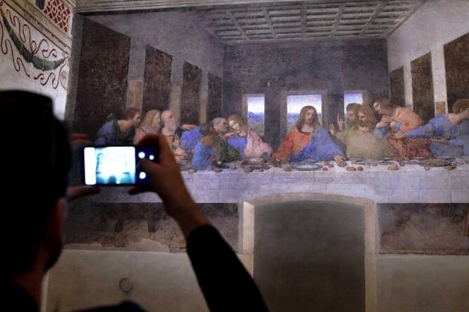Milan: Exclusive Access with Last Supper visit & Guided Tour - Security, bags, and the strict name rule