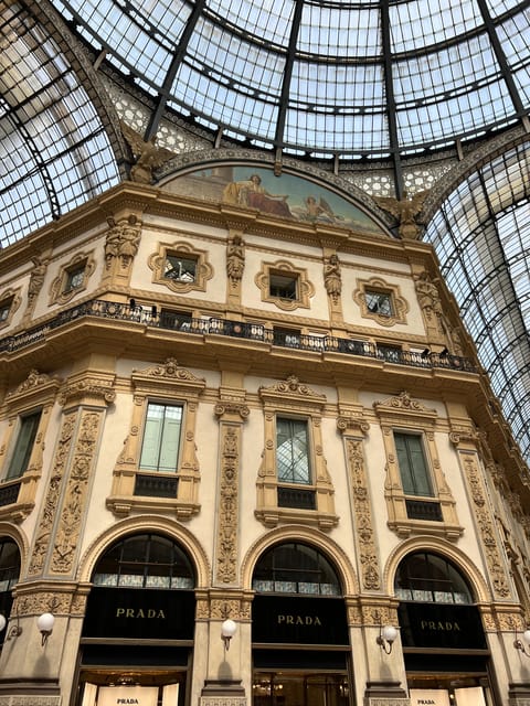 Milan: Exclusive Private Fashion Tour - How the small group changes the walk