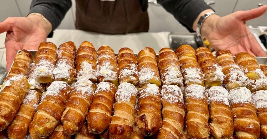 Milan: Guided Street Food Walking Tour with Food Tasting - Balsamic vinegar and olive oil tastings