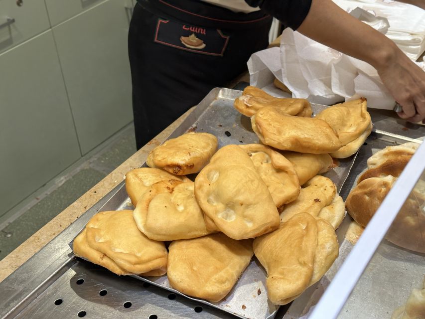 Milan: Guided Street Food Walking Tour with Food Tasting - Fried snacks, arancini, and cannoncini