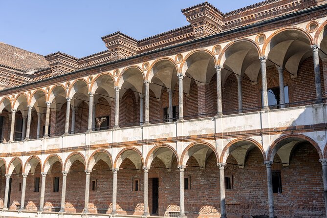 Milan: Highlights and Secret Treasures walking tour - San Maurizio, Milan’s painted Renaissance treasure