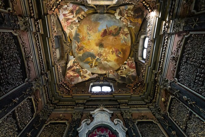 Milan: Highlights and Secret Treasures walking tour - From Piazza Fontana to San Bernardino alle Ossa
