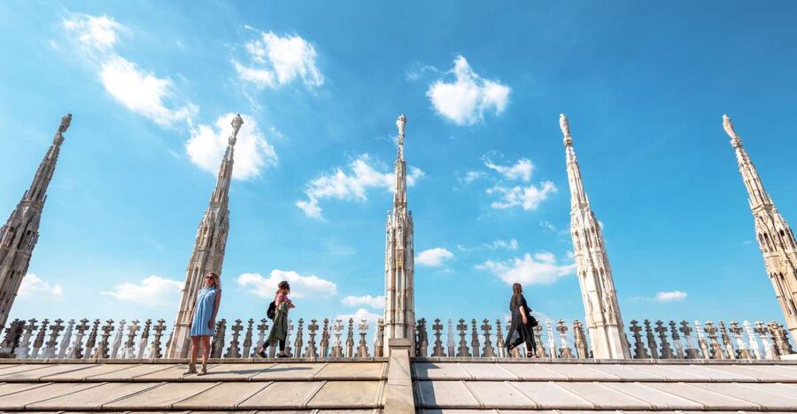 Milan: Highlights Guided Tour and Duomo Priority Access Tour - From the castle to La Scala