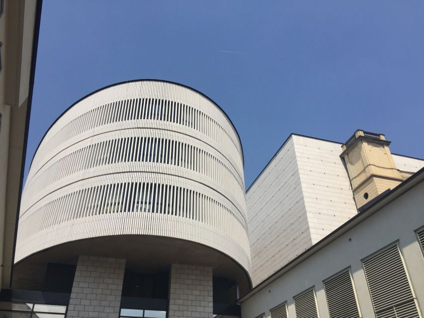Milan Highlights Private 3-Hour Walking Tour - Under the glass roof of the Galleria
