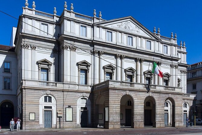 Milan Highlights semi-Private Walking Tour - Piazza Affari and Milan’s financial side