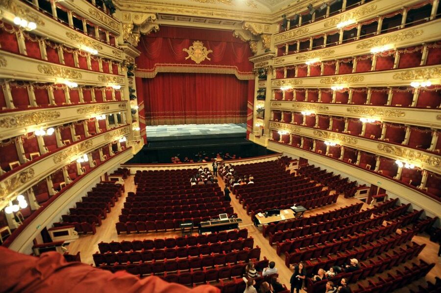Milan: La Scala Theater & Museum Guided Experience - Practical tips for a smoother visit