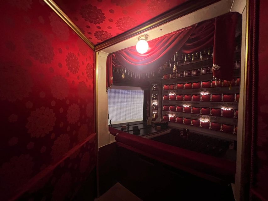 Milan: La Scala Theatre Skip-the-line Guided Tour - Meeting at Largo Antonio Ghiringhelli
