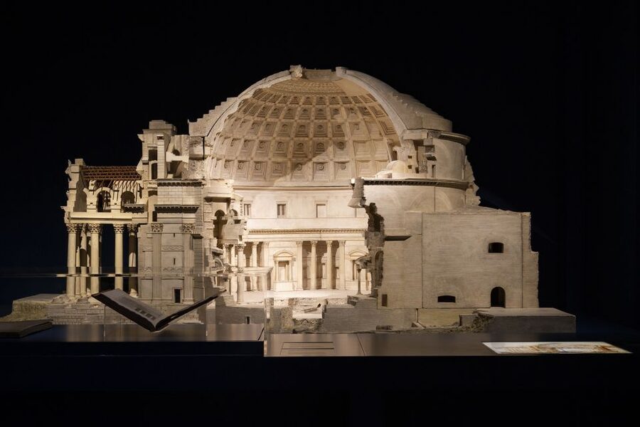 Milan: Leonardo da Vinci Galleries Ticket & Guided Tour - Flight, waterways, and architecture