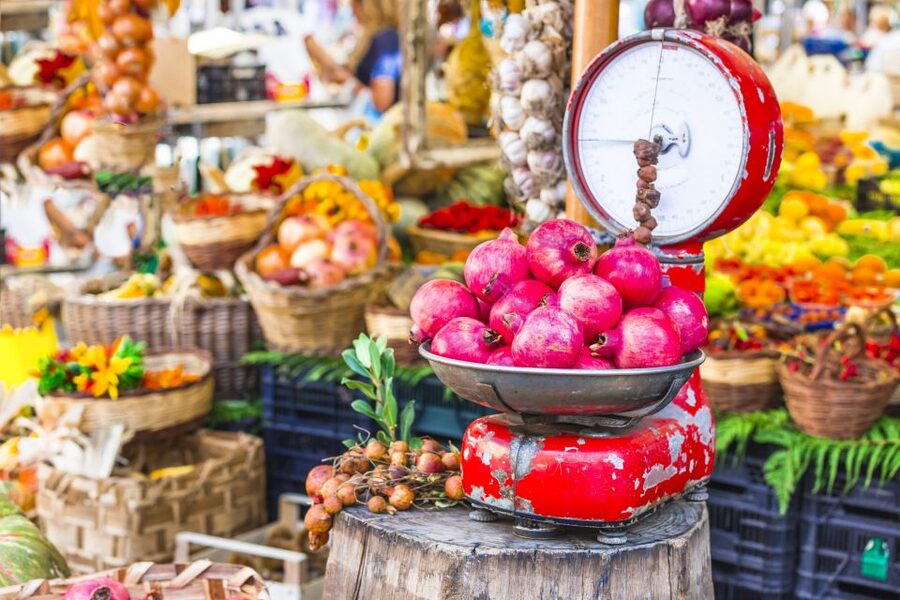 Milan: Market and Cooking Class at a Local's Home - Ravioli, tiramisu, and the confidence to try