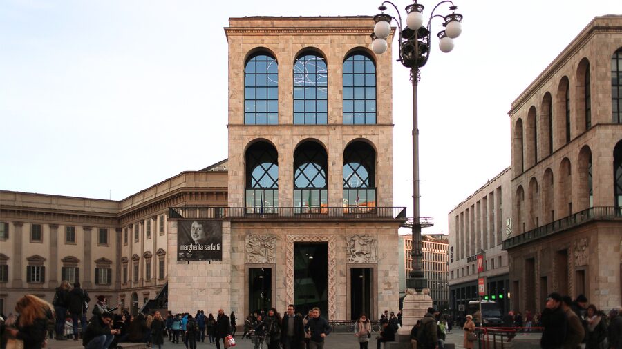 Milan: Museum of the 900 Entry Ticket with Audio Guide - Modern Italian art beside the Duomo