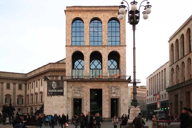 Milan: Museum of the 900 Fast-Track Entry Ticket & Audio Guide - Using the Audio Guide Without Losing Your Own Pace