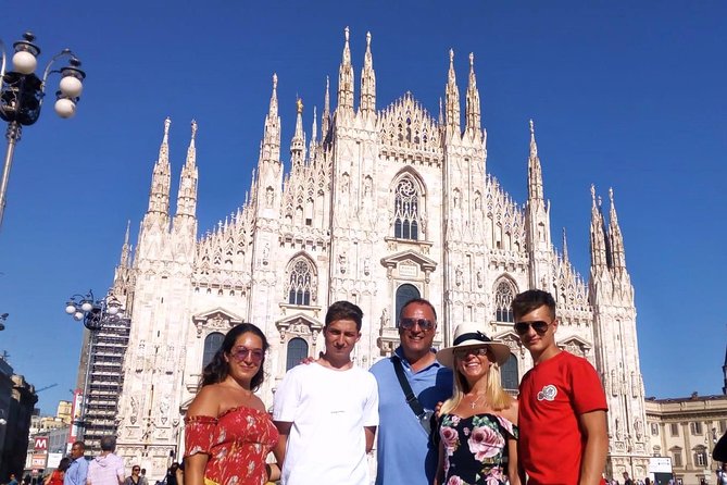Milan Must-See Sites Guided Tour with Skip-the Line Tickets to Duomo & Cathedral - Piazza dei Mercanti and medieval civic Milan