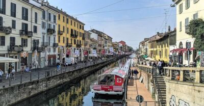 Navigli District Canal Boat Tour with Aperitivo