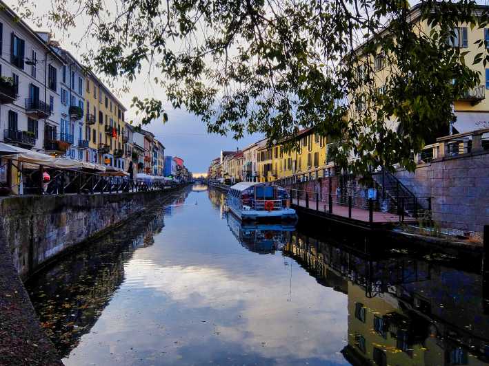 Milan: Navigli District Guided Canal Cruise - Sailing along Naviglio Grande