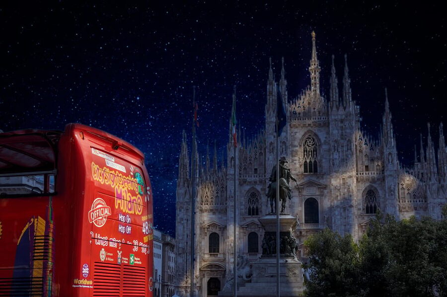 Milan: Night Tour by Bus - The Duomo and Milan’s monumental center