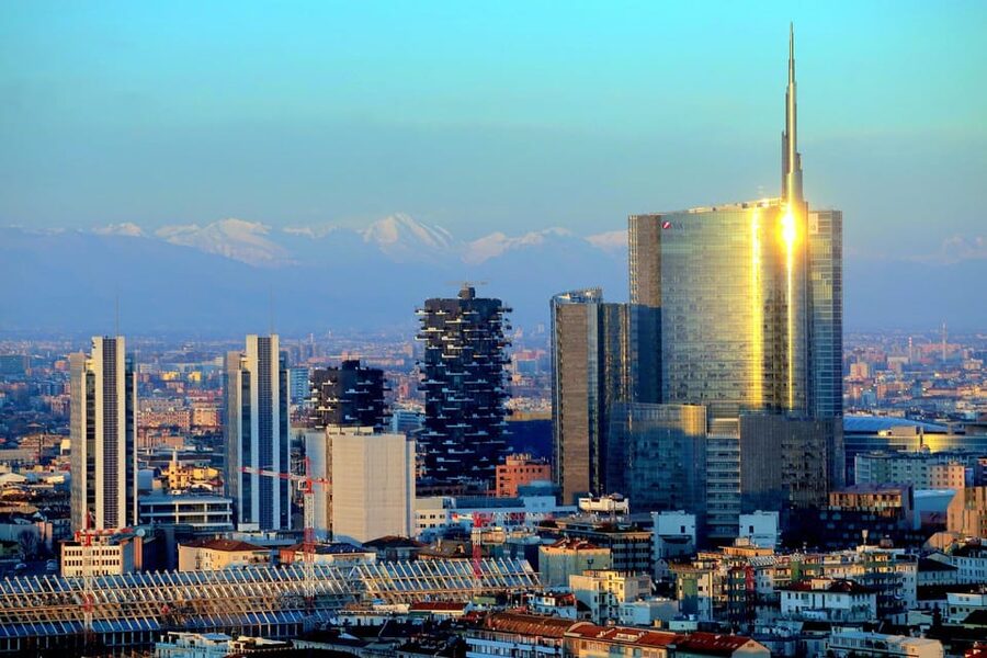 Milan: Night Tour by Bus - Navigli under evening lights