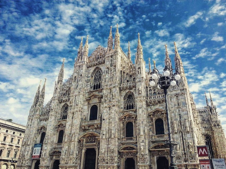 Milan Off-the-Beaten-Path Private Walking Tour - Santo Stefano, San Gottardo, and royal Milan