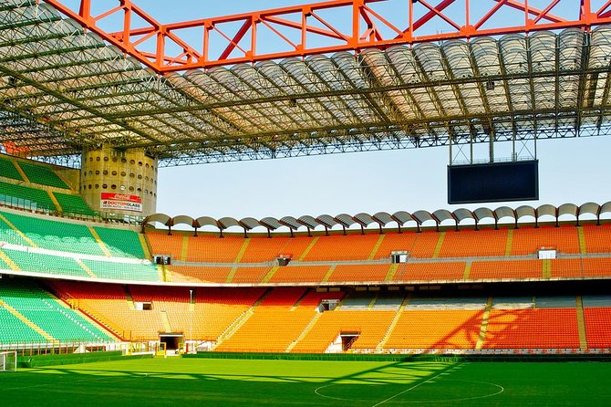 Milan: Official San Siro Stadium and Museum Tour - Guided tour or self-guided visit