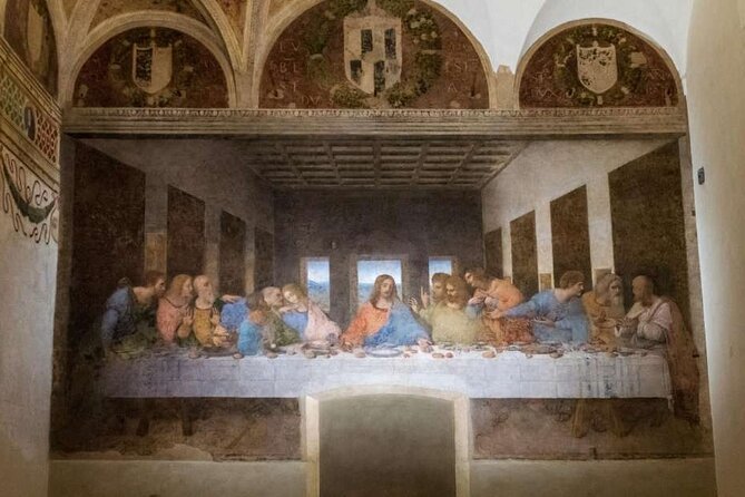 Milan One hour guided shared tour Last Supper - Twenty minutes in front of Leonardo’s mural