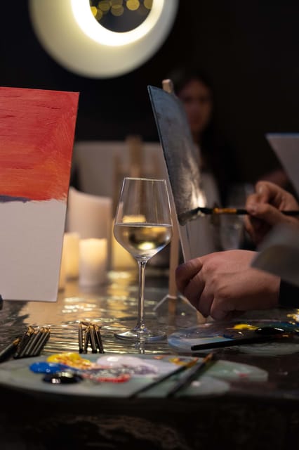 Milan: Paint 'n Sip Class - A Milan evening built around making, not sightseeing
