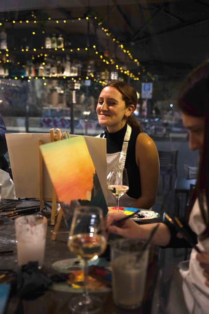 Milan: Paint 'n Sip Class - The first glass and the first brushstroke