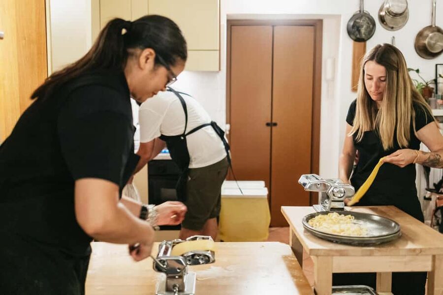 Milan: Pasta & Tiramisu Cooking Class with Premium Products - Dinner with wine and conversation