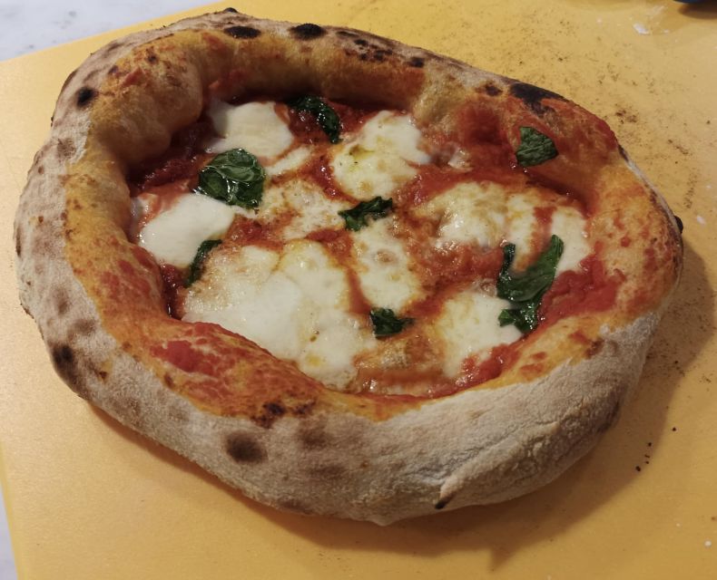 Milan: Pizza and Tiramisu Cooking Class with Wine Tasting - Italian wine with the cooking